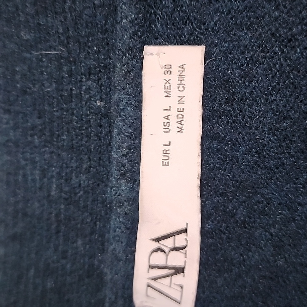 Zara Basic Chunky V-Neck Button Down Cardigan, Oc… - image 4